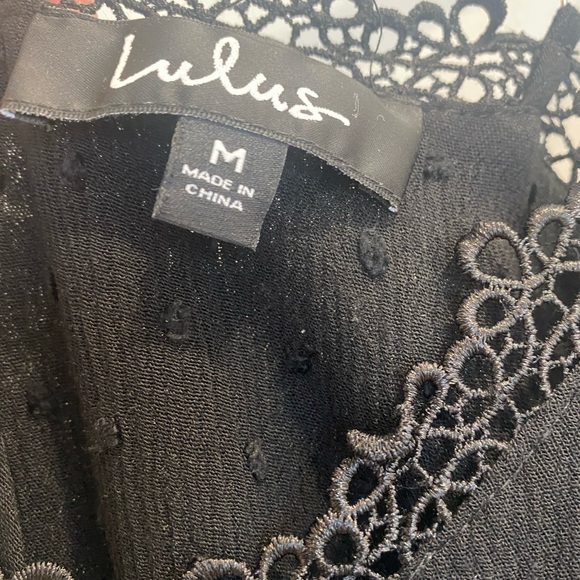 **SOLD** ..Lulu’s Leeta black Swiss dot jumper - Picture 7 of 8